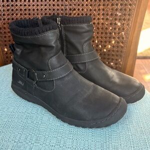 JBU Black Faux Fur/Fleece lined water resistant boots EUC